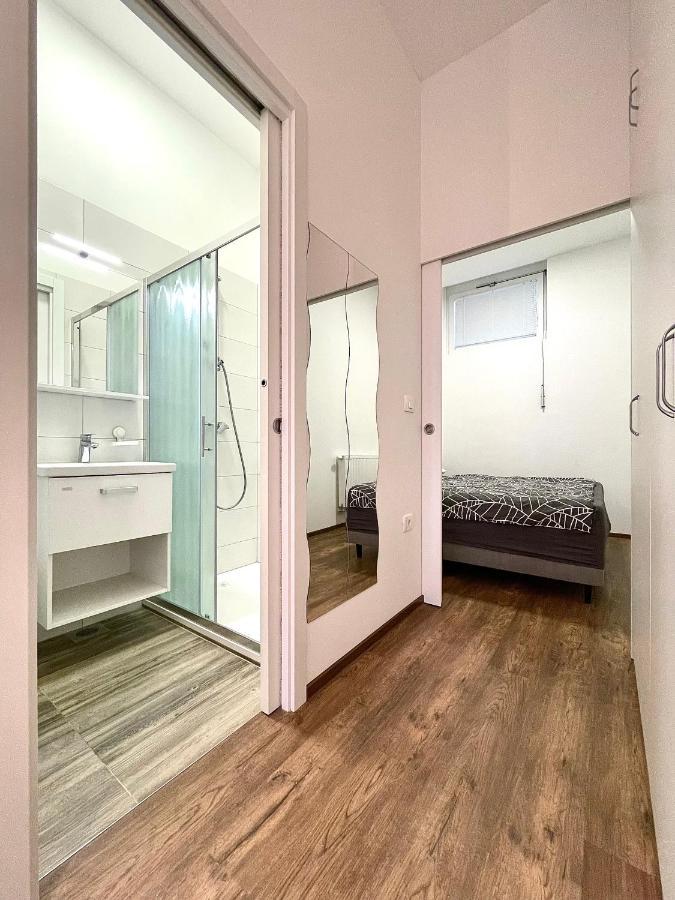 Nala Apartment Ljubljana Buitenkant foto